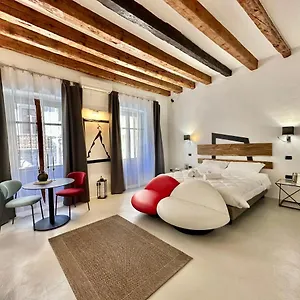 C&o Savoia Deluxe Guest house Cagliari